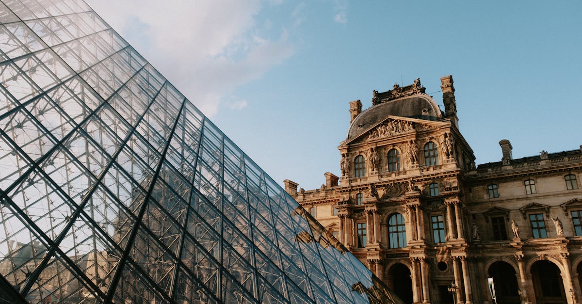découvrez les villes les plus froides du monde, où les températures plongent en dessous de zéro. plongez dans un univers de paysages enneigés et d'hivers rigoureux qui fascinent les aventuriers et les curieux. explorez ces destinations extrêmes et préparez-vous à braver le froid!