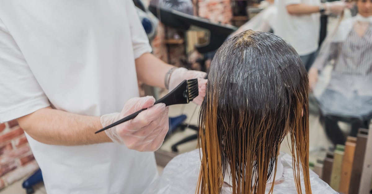 découvrez notre gamme de teintes de cheveux pour sublimer votre beauté ! que vous recherchiez une couleur audacieuse ou un ton naturel, trouvez l'inspiration et des conseils pour réussir votre transformation capillaire.