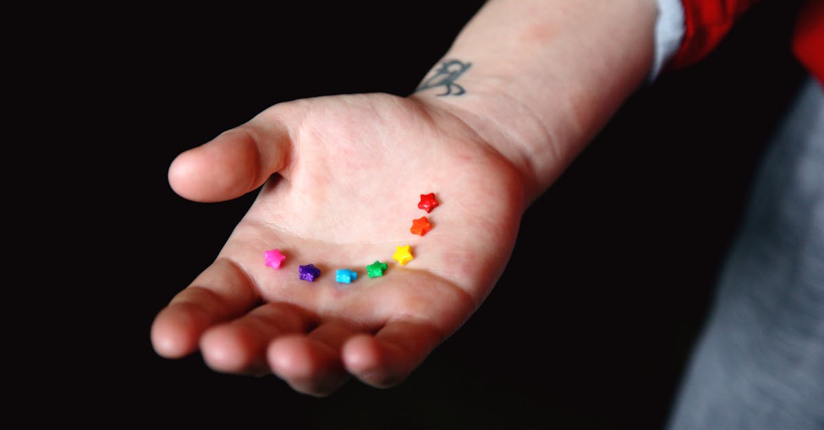découvrez tout ce qu'il faut savoir sur l'intersexuélité, un sujet encore méconnu. apprenez-en plus sur les défis, les réalités et les droits des personnes intersexes à travers des informations claires et accessibles.