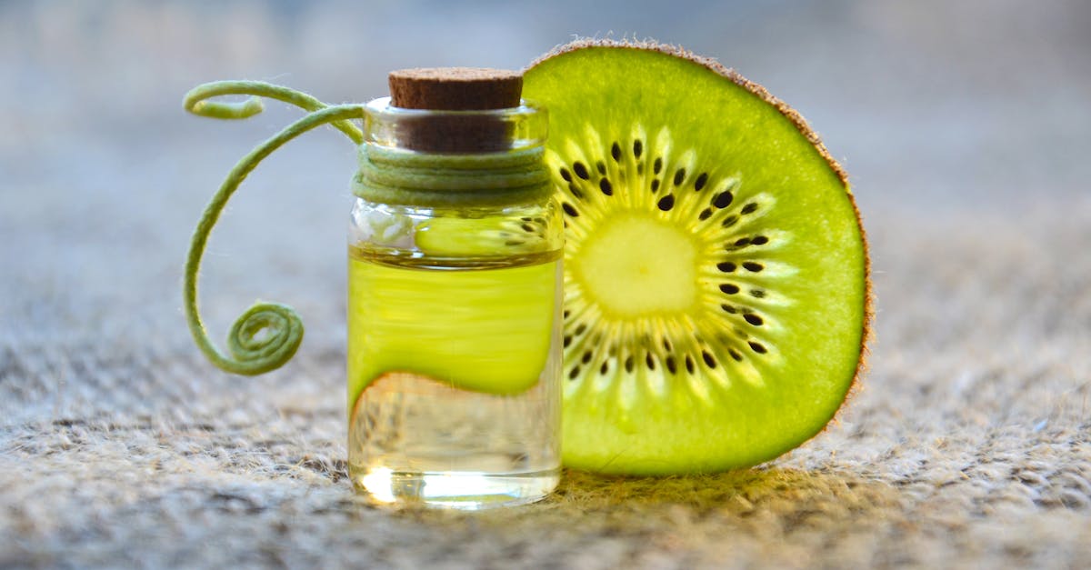 découvrez les bienfaits incroyables de la peau de kiwi, riche en nutriments et antioxydants. apprenez comment intégrer cet aliment super dans votre alimentation pour une santé optimale et une peau rayonnante.