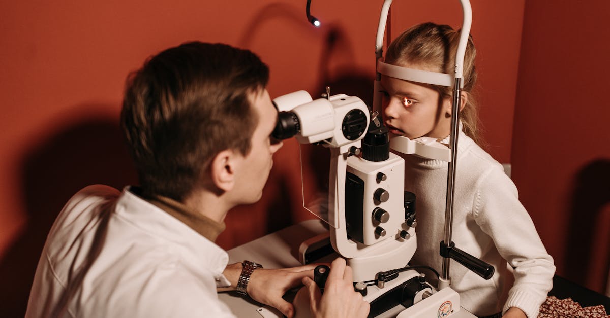 découvrez les services d'un ophtalmologiste expert pour prendre soin de votre santé oculaire. des consultations personnalisées, des diagnostics précis et des traitements adaptés pour préserver votre vision.