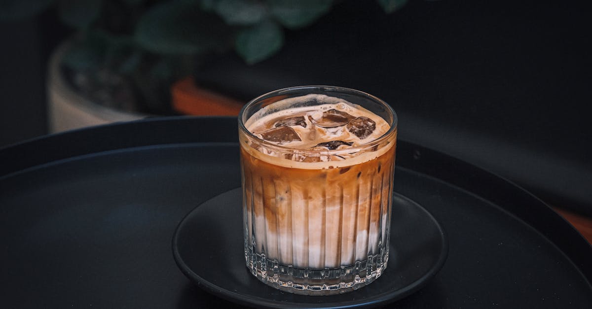 découvrez notre boisson rafraîchissante, idéale pour désaltérer votre corps et revitaliser votre esprit. préparez-vous à savourer un mélange délicieux et tonifiant qui fera le bonheur de vos papilles à chaque gorgée.