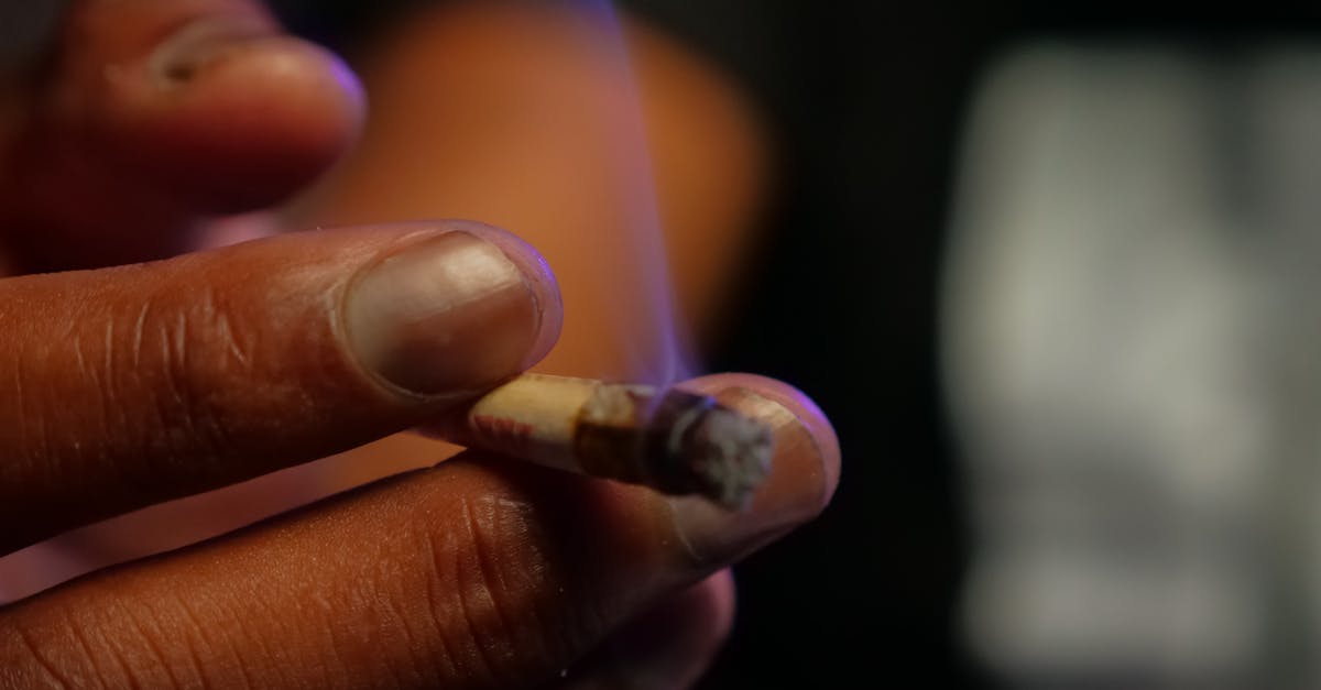 découvrez des stratégies efficaces pour arrêter de fumer. apprenez des conseils pratiques, des méthodes éprouvées et des ressources pour vous aider à surmonter le tabagisme et retrouver une vie saine sans cigarettes.