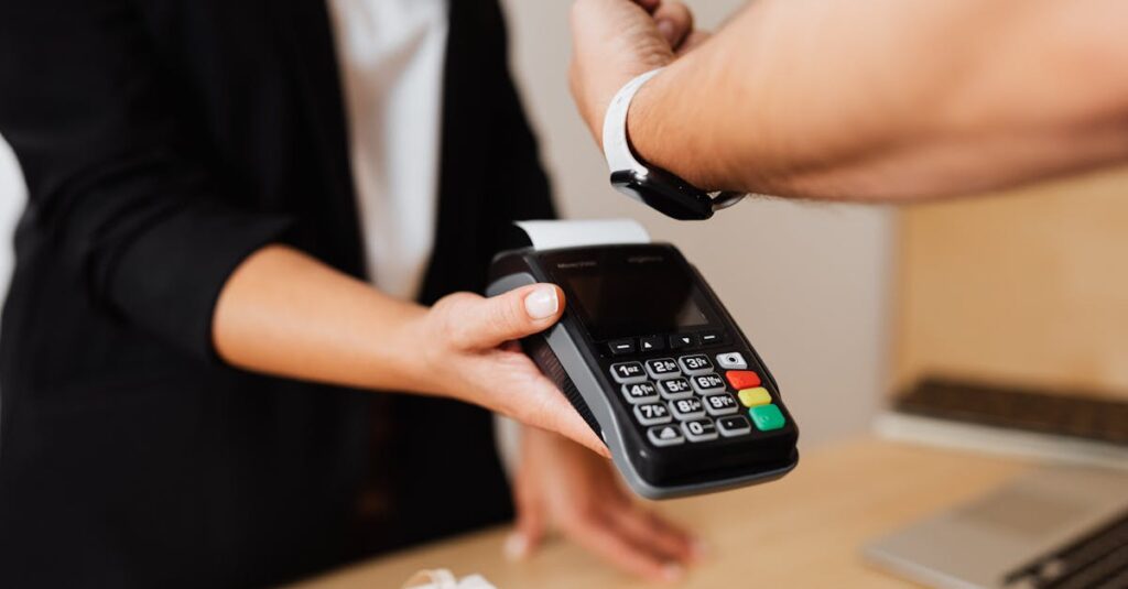 découvrez les avantages des paiements mobiles : rapidité, sécurité et simplicité au bout des doigts. facilitez vos transactions quotidiennes et restez à l'affût des dernières innovations en matière de commerce mobile.