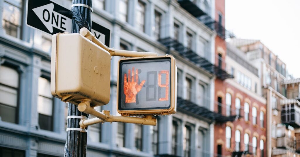 découvrez tout ce que vous devez savoir sur le témoin de niveau de liquide de refroidissement. apprenez à reconnaître les signaux d'alerte, à diagnostiquer les problèmes potentiels et à assurer la performance optimale de votre véhicule.