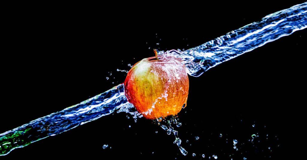 découvrez les causes et solutions au phénomène de la chute prématurée des fruits. apprenez comment protéger vos cultures et optimiser la récolte grâce à des conseils d'experts en agriculture.