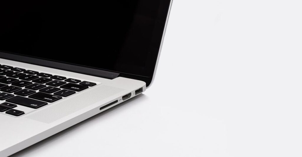 découvrez le monde fascinant des ordinateurs, des composants essentiels aux dernières innovations technologiques. apprenez à optimiser vos performances, à choisir le matériel adapté à vos besoins et à explorer les tendances de l'informatique.