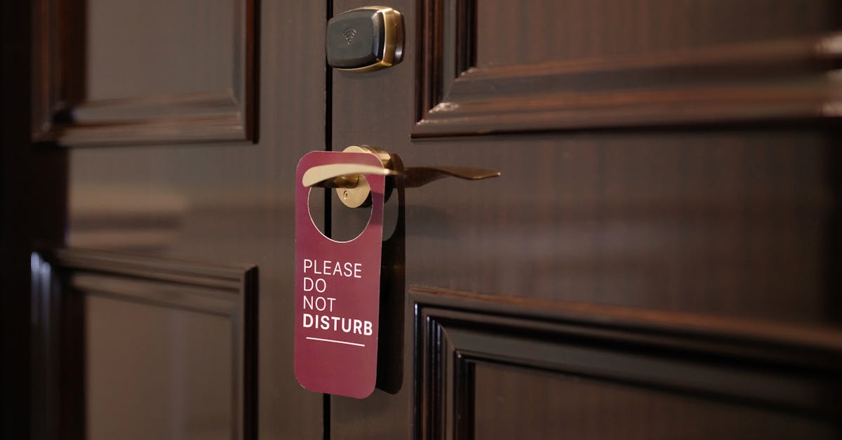 découvrez notre motel confortable et accueillant, idéal pour des séjours courts ou prolongés. profitez d'un service de qualité, de chambres bien équipées et d'une atmosphère chaleureuse. que ce soit pour un voyage d'affaires ou des vacances, notre motel est le choix parfait pour un repos agréable.