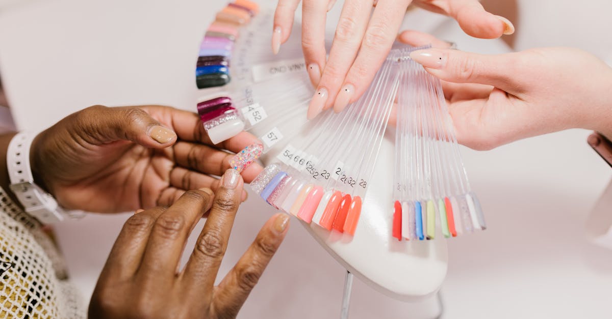 découvrez tout sur les stries des ongles : causes, prévention et traitements. apprenez à reconnaître les différents types de ridges et comment prendre soin de vos ongles pour un aspect sain et esthétique.