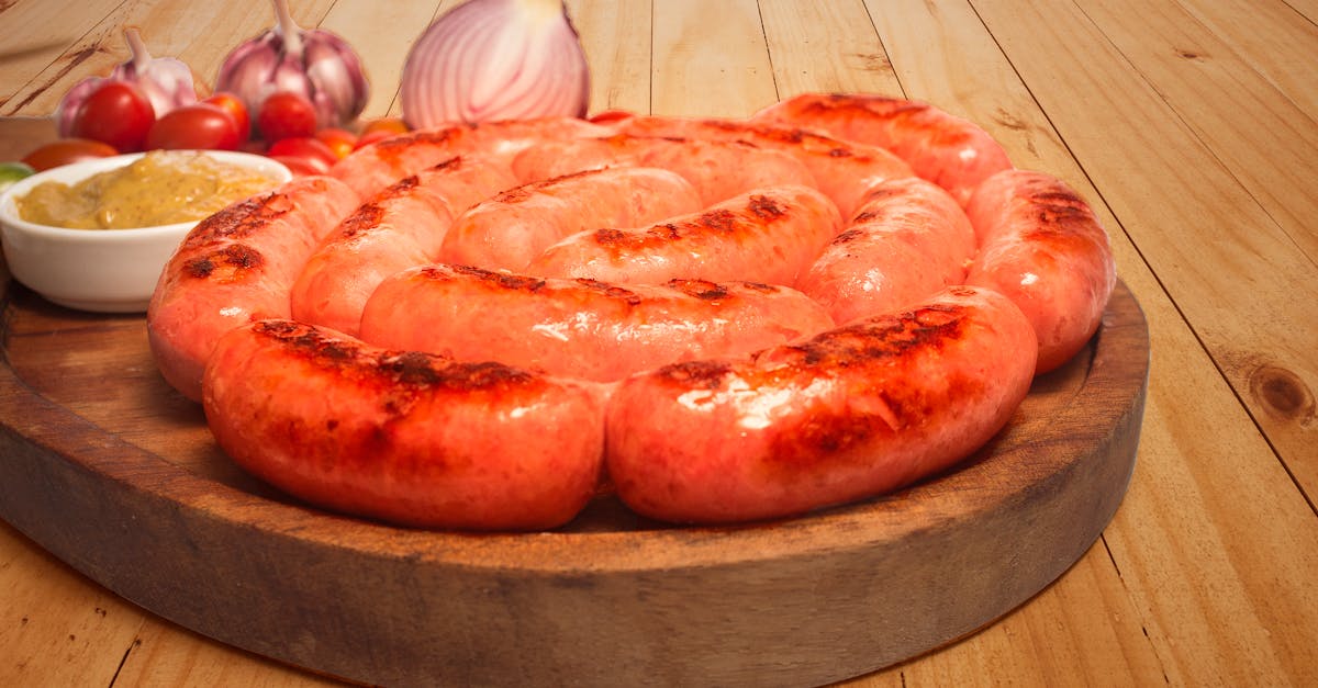 découvrez le goût savoureux des saucisses ! que vous les préfériez grillées, rôties ou dans un plat mijoté, nos saucisses surprendront vos papilles par leur qualité et leur variété. parfaites pour vos barbecues, repas en famille ou soirées entre amis, laissez-vous séduire par cette délicieuse spécialité !