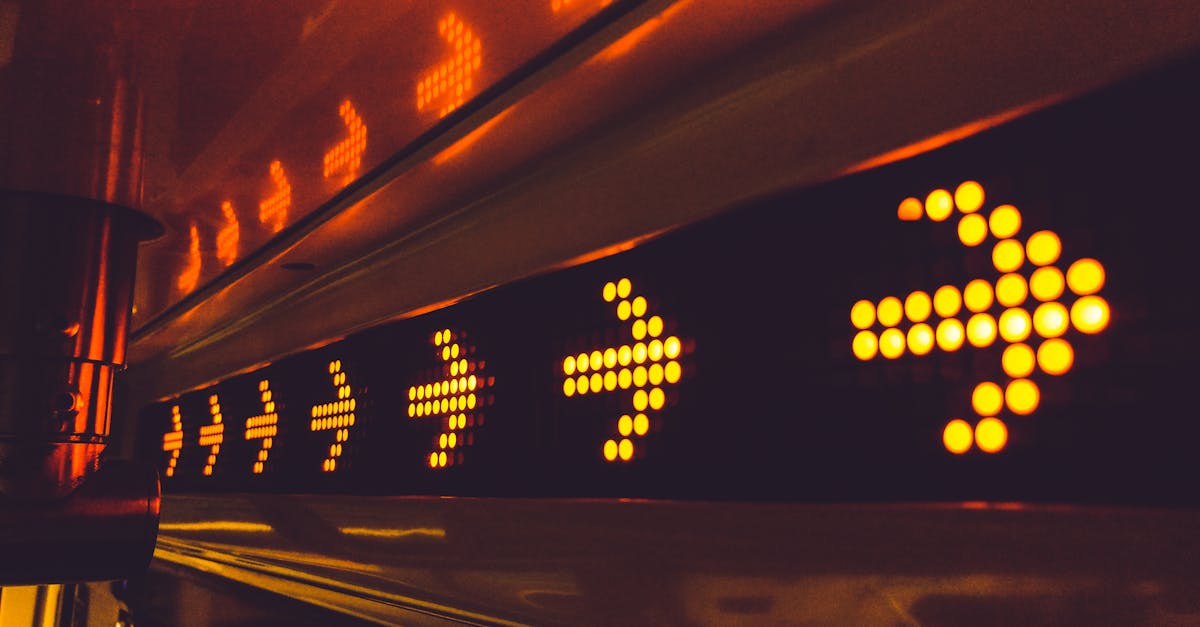 découvrez le fonctionnement et l'importance des feux tricolores dans la régulation du trafic. apprenez comment cet élément crucial contribue à la sécurité routière et à la fluidité des déplacements urbains.