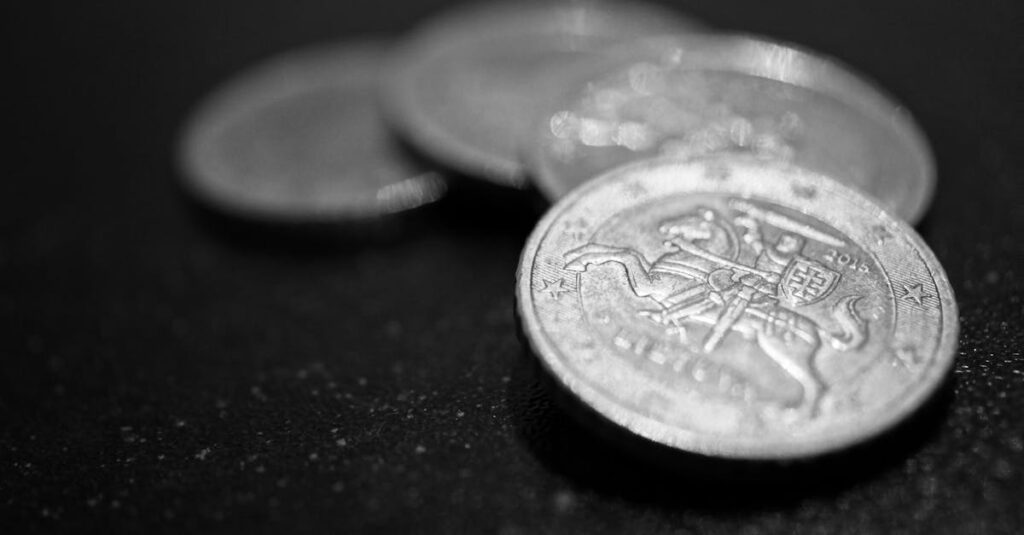 découvrez la valeur des timbres, un atout précieux pour les collectionneurs et les passionnés. apprenez comment évaluer vos timbres, les tendances du marché et les astuces pour maximiser vos transactions.
