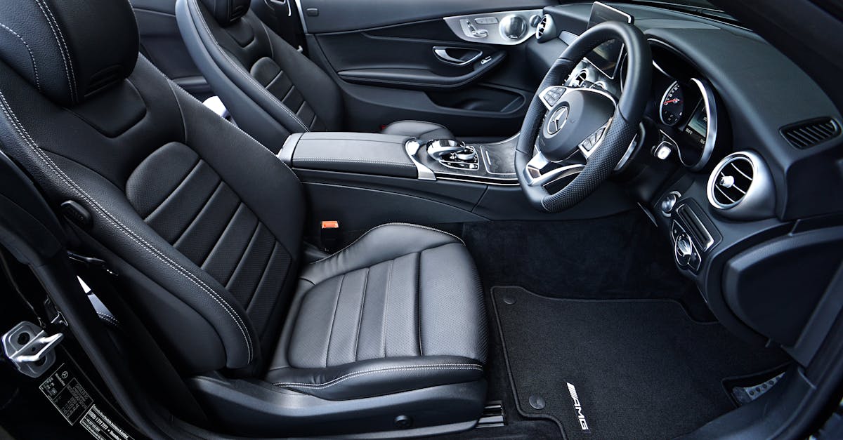 découvrez notre sélection de sièges auto sécurisés et confortables pour les enfants. assurez la protection de votre petit lors de vos trajets en voiture grâce à des modèles adaptés à chaque âge et conforme aux normes de sécurité les plus strictes.