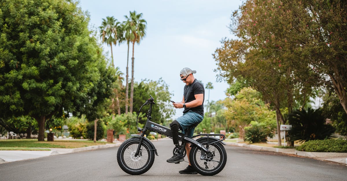 découvrez notre sélection de vélos électriques alliant performances et confort. idéaux pour vos trajets quotidiens ou vos aventures en plein air, nos vélos électriques offrent une autonomie exceptionnelle et une aide à la pédale pour rendre vos déplacements plus faciles et agréables. parcourez notre gamme pour trouver le modèle qui vous correspond !
