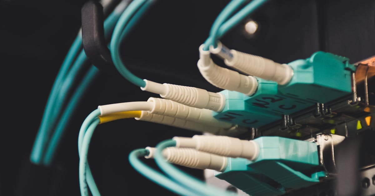 découvrez tout ce que vous devez savoir sur la vitesse de connexion internet : testez votre débit, comprenez les facteurs influençant la rapidité et optimisez votre expérience en ligne.