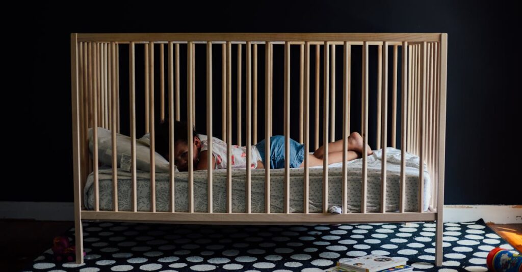 découvrez les meilleures pratiques pour assurer un sommeil sécurisé pour votre bébé. apprenez à créer un environnement propice au repos et à réduire les risques de suffocation et de syndrome de mort subite du nourrisson.