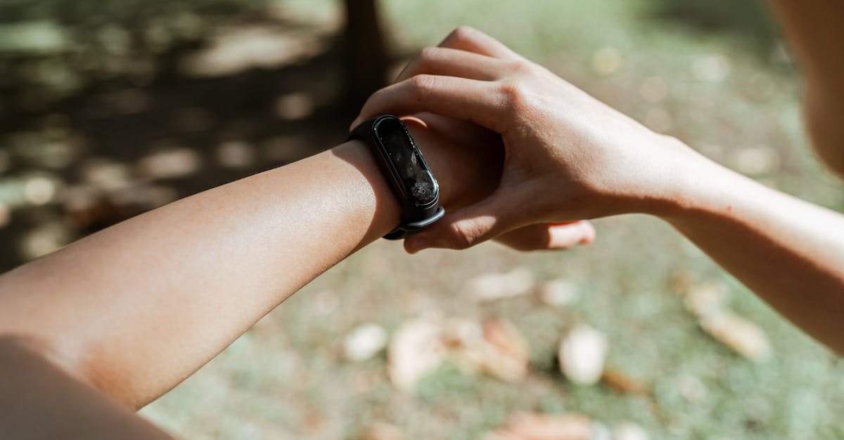 découvrez notre guide de sélection de smartwatches, conçu pour vous aider à choisir la montre connectée idéale selon vos besoins et votre style de vie. comparez les fonctionnalités, le design et les marques pour faire le meilleur choix!