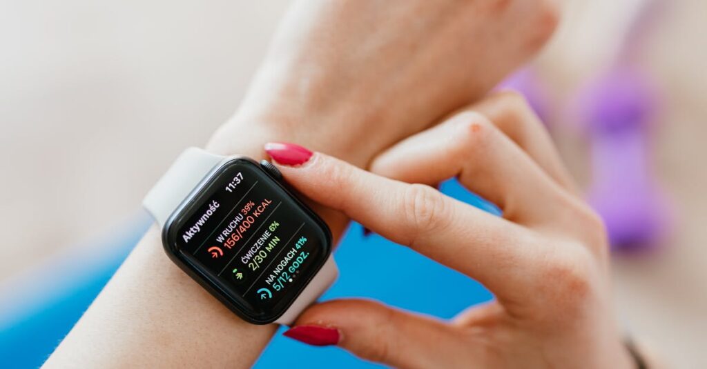 découvrez notre guide de sélection de smartwatches pour trouver le modèle qui correspond parfaitement à vos besoins. comparez les fonctionnalités, le design et les performances afin de faire le meilleur choix pour votre style de vie connecté.