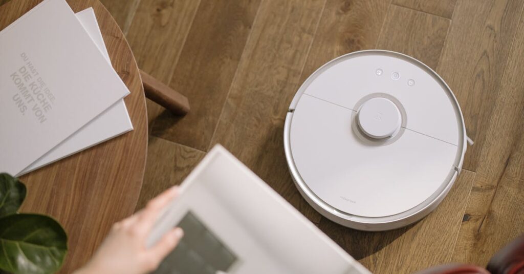 découvrez notre sélection d'aspirateurs performants pour un nettoyage efficace de votre maison. que ce soit des aspirateurs traîneaux, à main ou robots, trouvez l'appareil idéal pour éliminer la poussière et les allergènes, tout en profitant d'une expérience de nettoyage simplifiée.