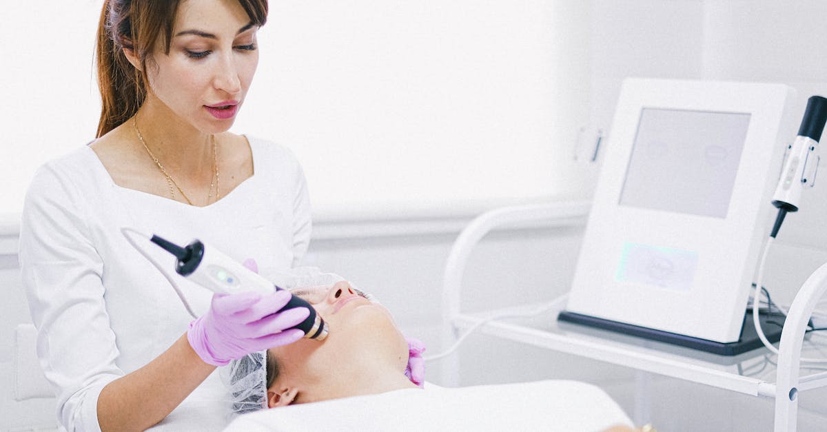 découvrez notre guide complet sur l'anti-aging, avec des conseils et des produits efficaces pour préserver votre jeunesse, réduire les rides et revitaliser votre peau. offrez-lui le soin qu'elle mérite et retrouvez une apparence éclatante!