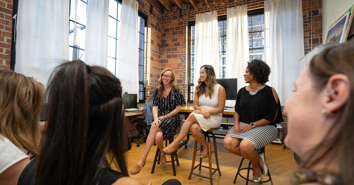 découvrez comment bâtir une communauté forte et engagée. explorez des conseils pratiques, des stratégies de communication et des exemples inspirants pour favoriser les interactions et le partage au sein de votre groupe.
