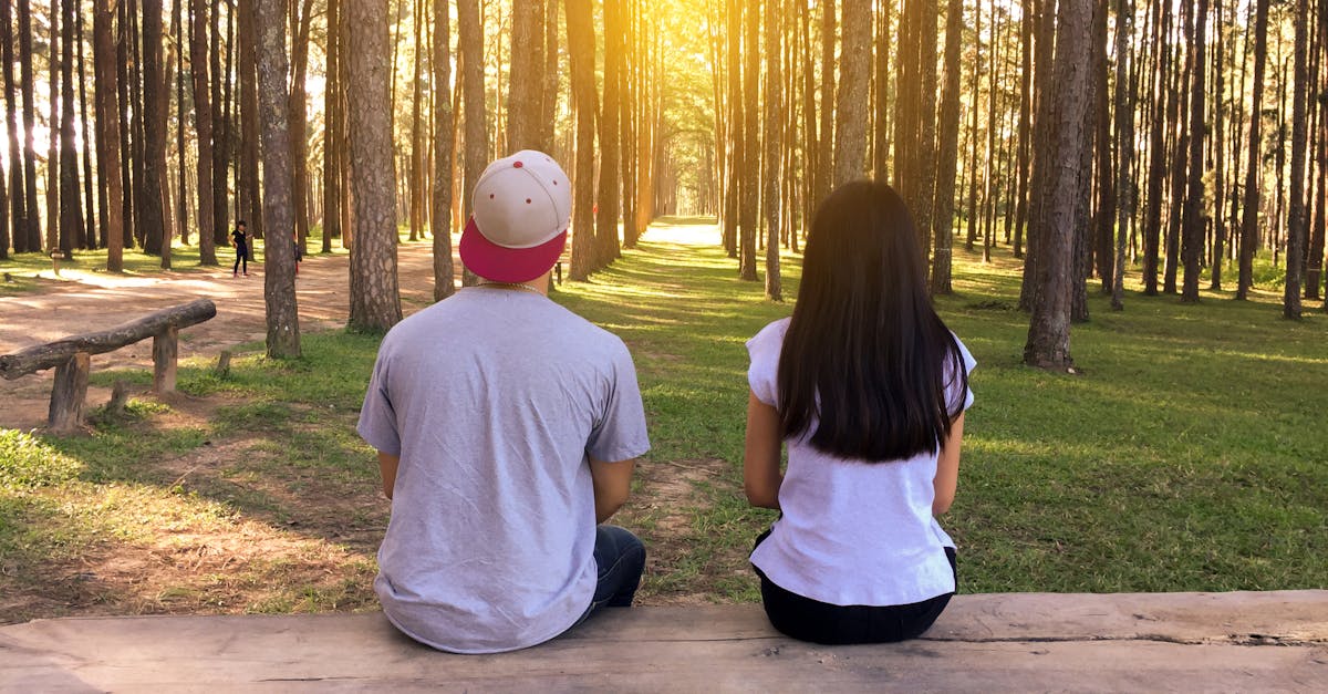 découvrez des conseils incontournables pour réussir vos rencontres amoureuses. apprenez à séduire, à communiquer efficacement et à établir des connexions authentiques grâce à nos astuces de dating.