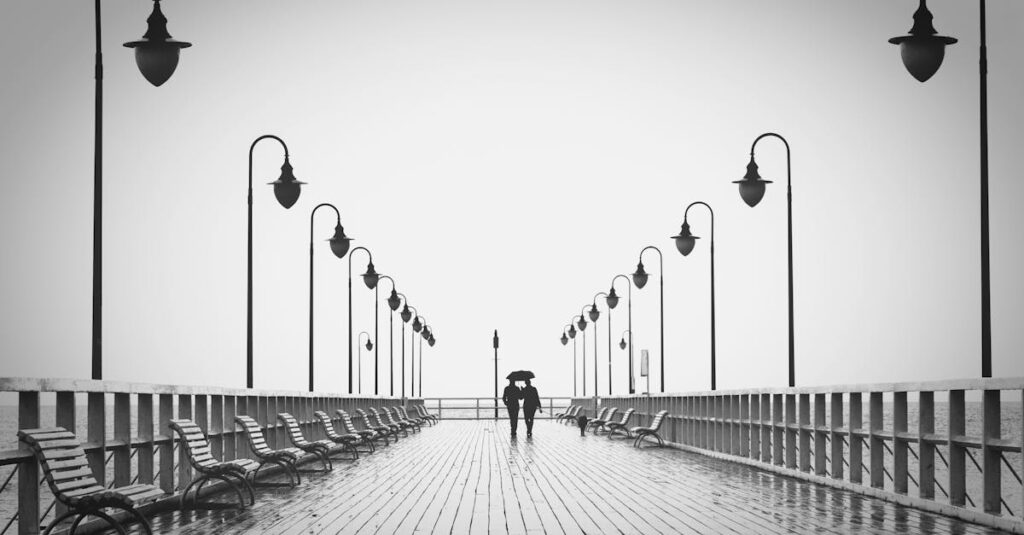 découvrez des conseils de rencontre incontournables pour améliorer votre vie amoureuse. apprenez à créer des connexions authentiques, à naviguer dans le monde des rencontres et à faire impression lors de vos rendez-vous. idéal pour les célibataires cherchant à optimiser leurs interactions.