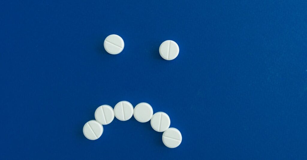 découvrez tout ce que vous devez savoir sur les médicaments périmés : dangers, impacts sur la santé, et conseils pour une élimination sécurisée. informez-vous pour rester en sécurité et éviter les risques inutiles !