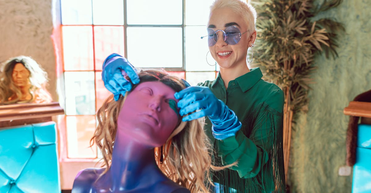 découvrez les causes et les solutions pour lutter contre la perte de cheveux. profitez de nos conseils et traitements efficaces pour revitaliser votre chevelure et prévenir la calvitie.