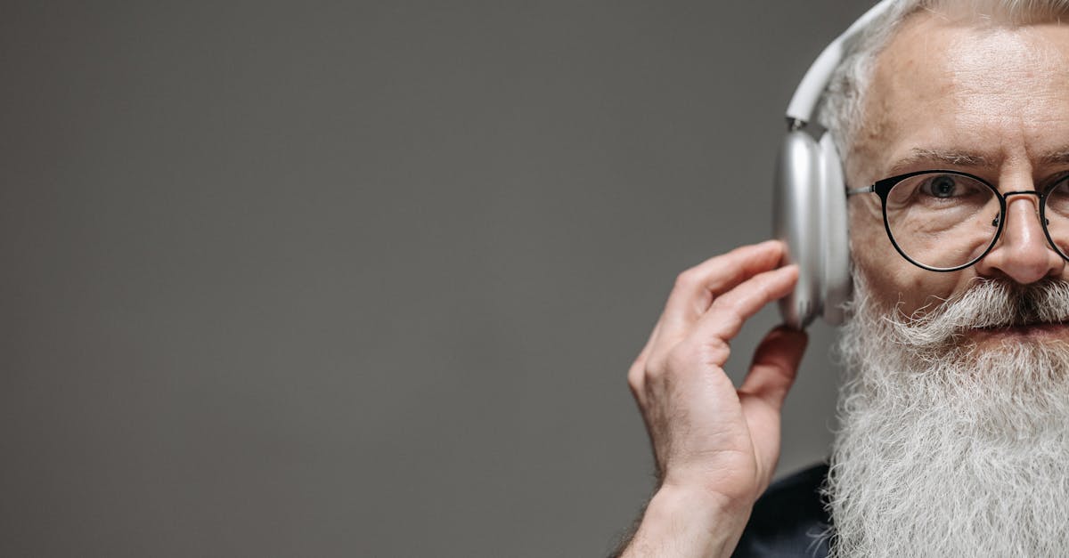 découvrez notre sélection d'appareils auditifs innovants et adaptés à vos besoins. améliorez votre audition et votre qualité de vie avec des solutions acoustiques personnalisées et confortables. trouvez l'appareil auditif parfait pour vous dès aujourd'hui.