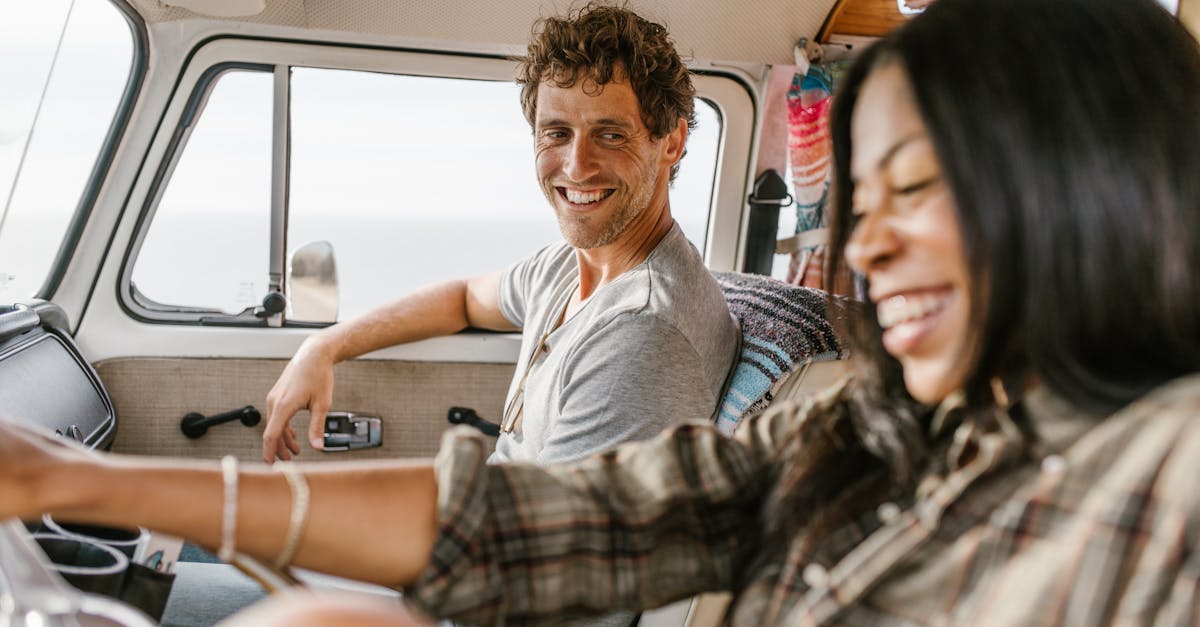 découvrez notre sélection de minivans alliant confort, espace et performance. idéals pour les familles et les groupes, ces véhicules polyvalents vous offrent une conduite agréable et pratique pour toutes vos aventures.