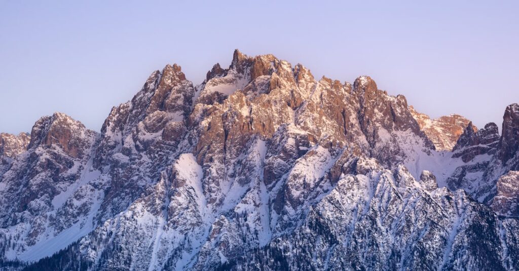 découvrez le projet ambitieux 'alpes 2030', une initiative dédiée à la préservation et au développement durable des magnifiques paysages alpins. plongez dans un avenir où nature et innovation se rencontrent pour créer un environnement harmonieux et durable pour les générations futures.