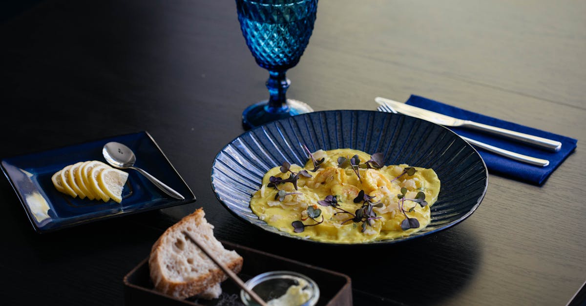 découvrez l'univers du beurre, ses variétés, ses bienfaits et des recettes savoureuses pour mettre en valeur cet ingrédient incontournable de la cuisine française.