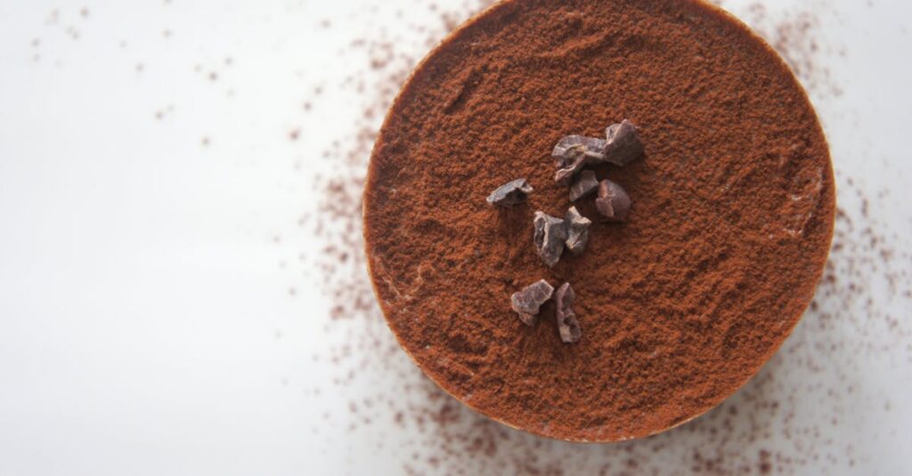 découvrez l'univers du chocolat : son histoire, ses bienfaits, et les meilleures façons de le savourer. un guide complet pour les amateurs de douceurs chocolatées.