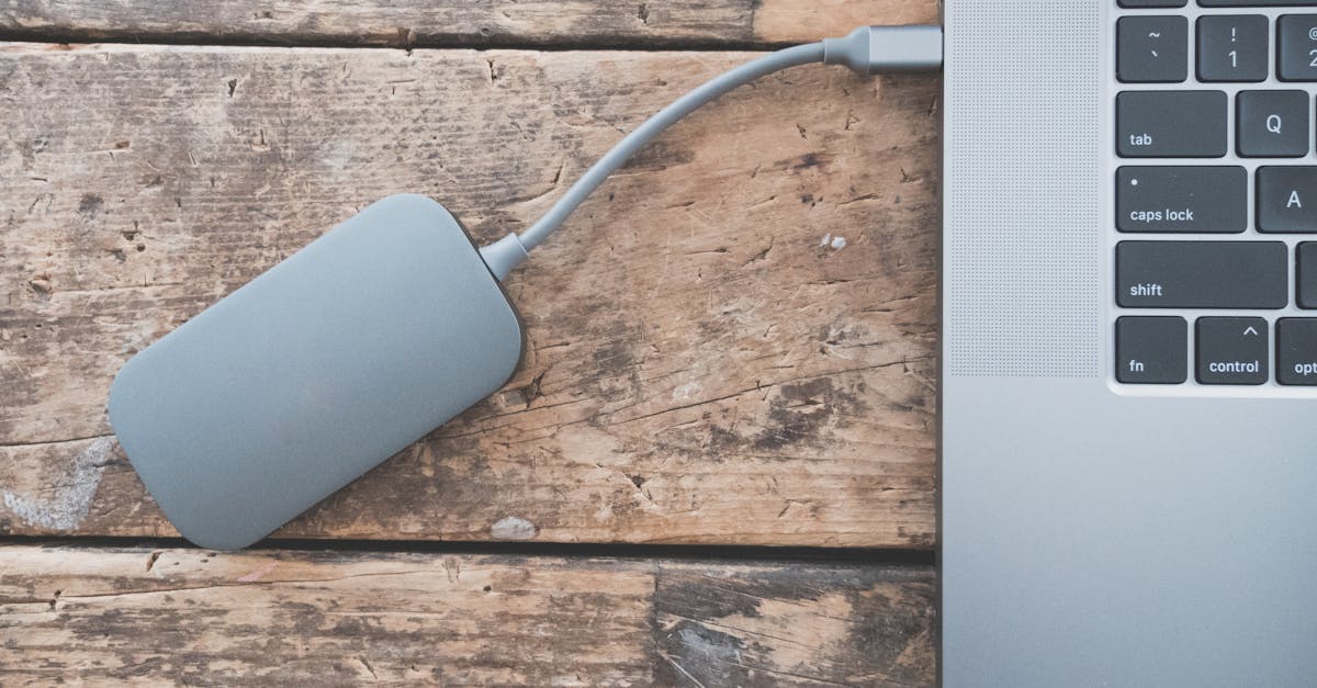 découvrez notre sélection de disques durs externes pour sauvegarder et transporter facilement tous vos fichiers. profitez de grandes capacités de stockage, d'une grande fiabilité et de vitesses de transfert rapides adaptées à tous vos besoins numériques.
