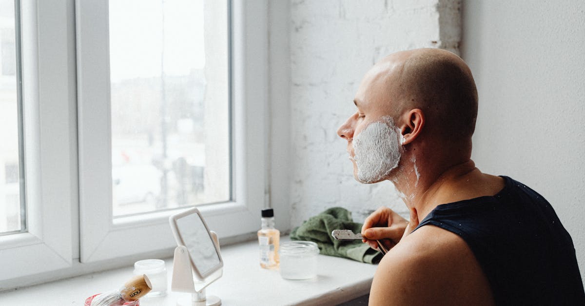 découvrez toutes les méthodes d'épilation pour une peau lisse et soyeuse : conseils, astuces et comparatif des solutions pour hommes et femmes.