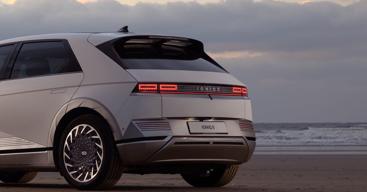 découvrez les meilleurs suv hybrides : performance, économie de carburant et respect de l’environnement. comparez les modèles disponibles sur le marché et trouvez le suv hybride idéal pour vos besoins.