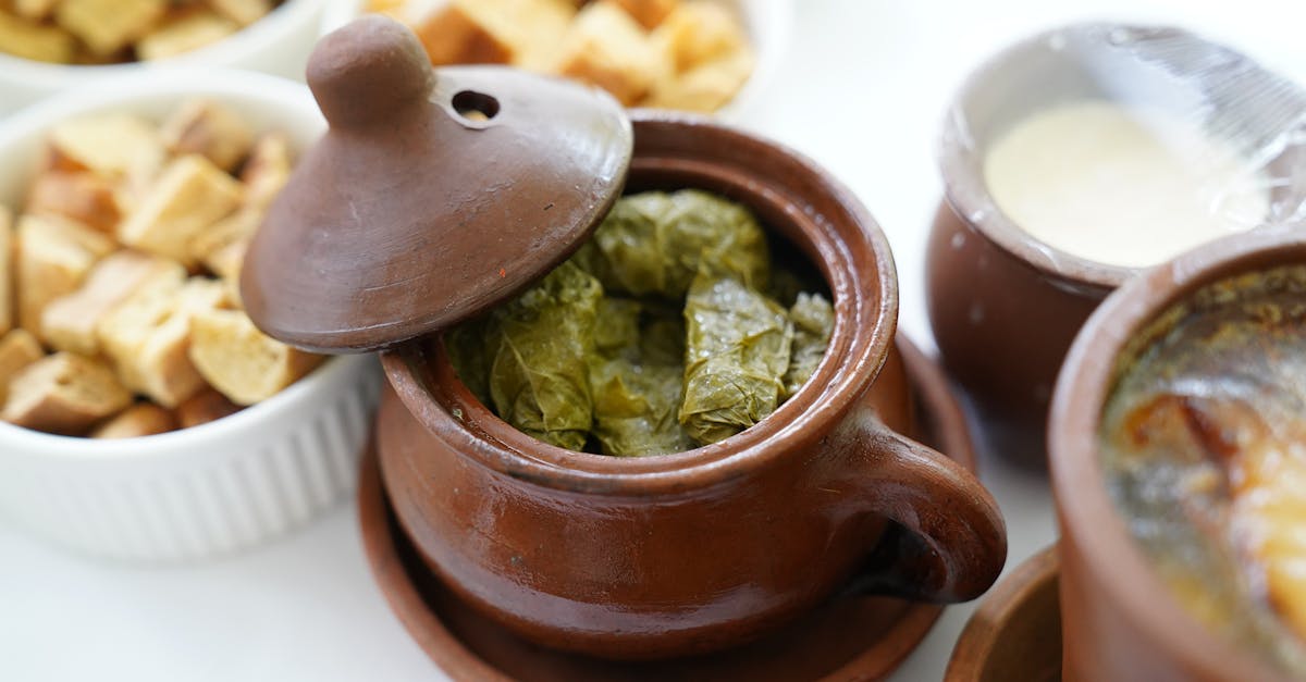 découvrez tous les bienfaits de l'huile d'olive : ses usages en cuisine, ses propriétés nutritionnelles et ses conseils pour bien la choisir et la conserver.
