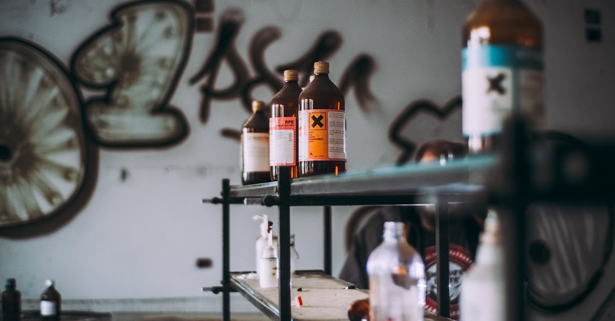 découvrez les substances toxiques : définition, types, dangers pour la santé et conseils pour s'en protéger au quotidien.