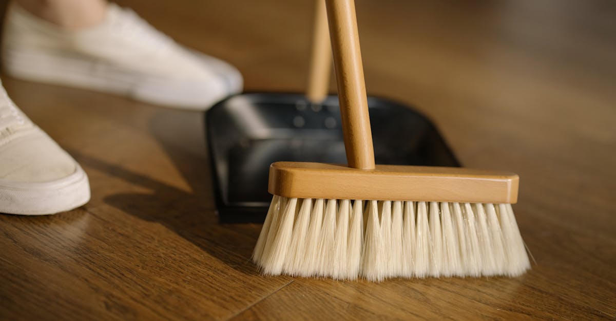 découvrez la température de lavage idéale pour chaque tissu : conseils pratiques, éviter le rétrécissement, préserver les couleurs et lire les étiquettes.