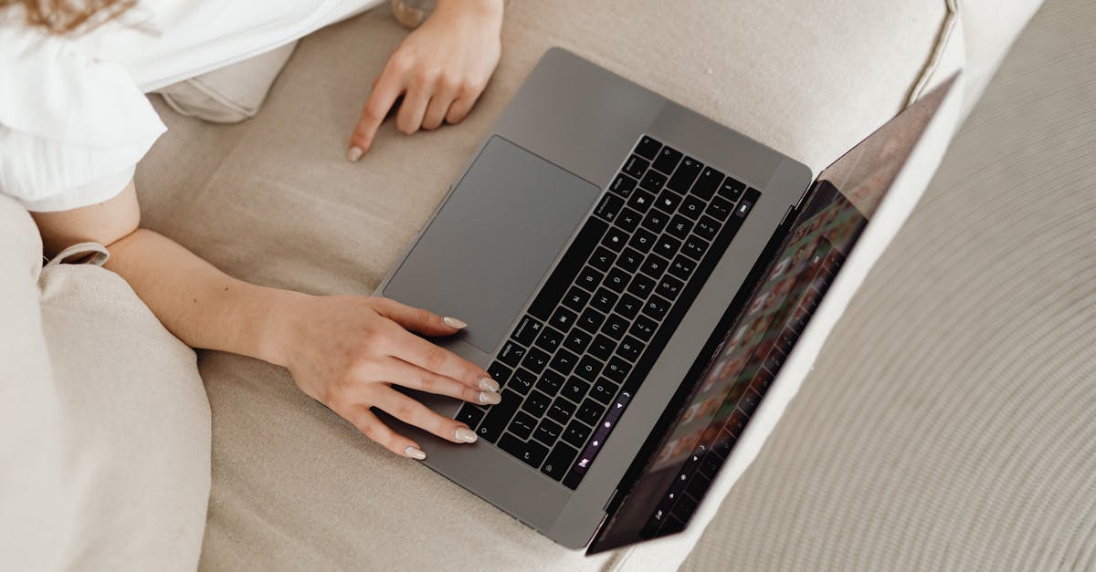 découvrez les avantages du podomètre connecté : suivez facilement vos pas, votre activité physique et vos progrès quotidiens grâce à une technologie intelligente, pour rester motivé et en pleine forme.