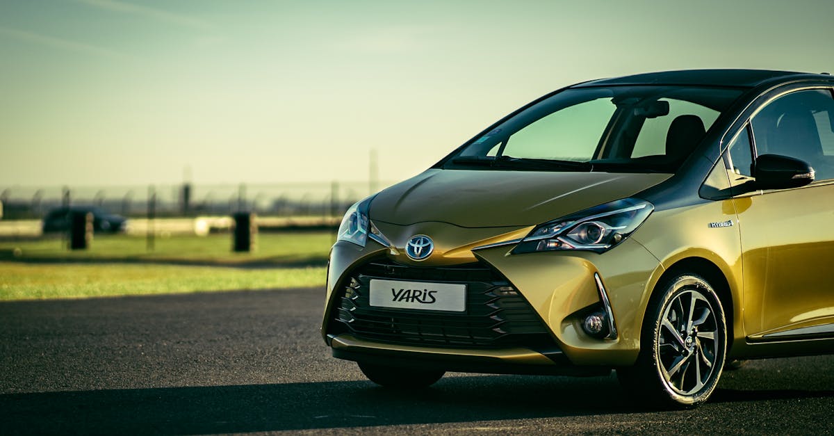 découvrez tout ce qu'il faut savoir sur les véhicules hybrides : fonctionnement, avantages, économie de carburant et impact environnemental. guide complet pour choisir la voiture hybride idéale en 2024.