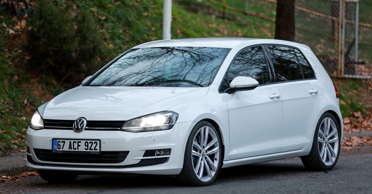 découvrez la volkswagen golf 8 : design moderne, technologies innovantes, performances dynamiques et confort optimal. tout savoir sur la golf 8, la compacte iconique signée volkswagen.