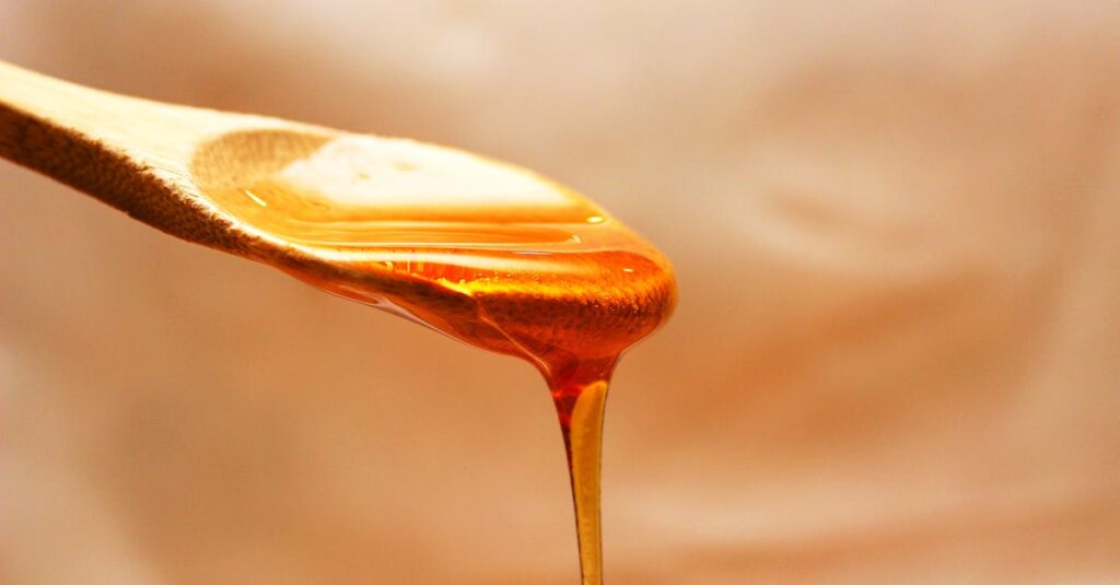 découvrez le miel, un aliment naturel aux multiples bienfaits pour la santé. utilisé en cuisine et en cosmétique, le miel séduit par sa douceur et ses propriétés nutritives exceptionnelles.