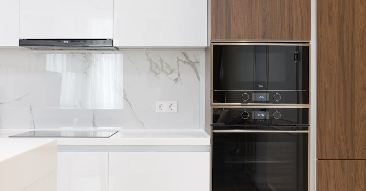 découvrez les plaques à induction : une solution de cuisson moderne, rapide et économe en énergie, idéale pour toutes les cuisines. comparatifs, conseils et meilleurs modèles 2024.