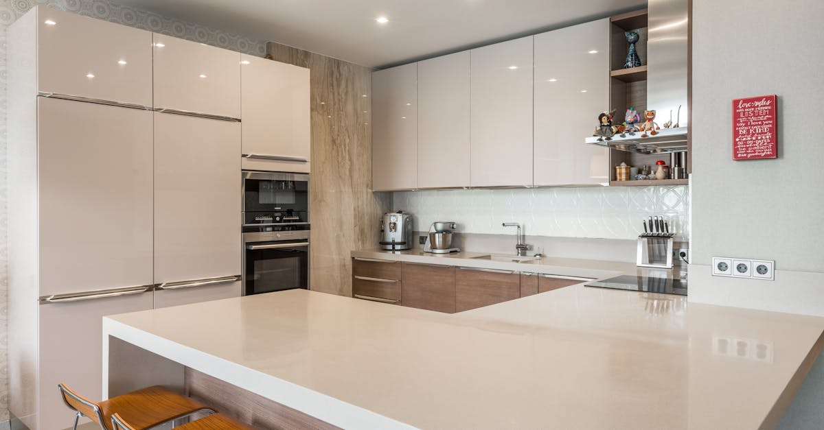 découvrez notre large sélection de réfrigérateurs adaptés à tous les besoins : modèles économes en énergie, grande capacité, technologies innovantes et design moderne. trouvez le réfrigérateur idéal pour votre cuisine !