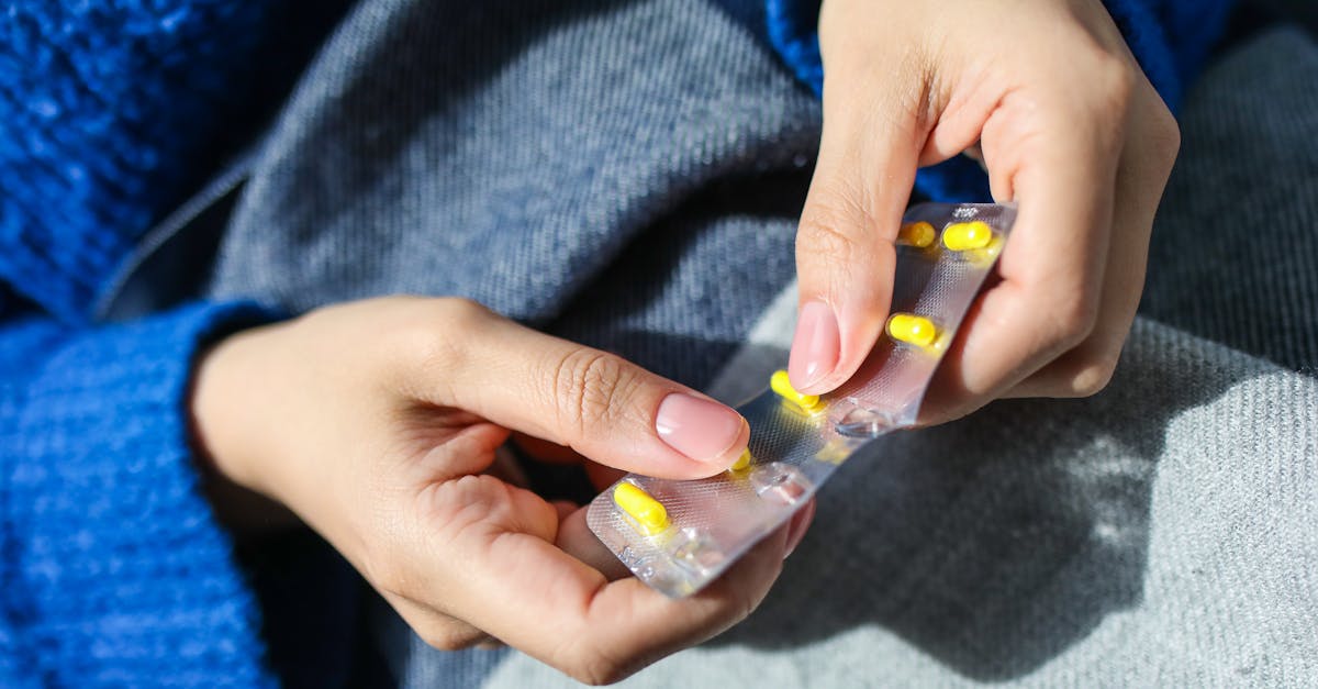 découvrez tout sur les antibiotiques : leur fonctionnement, leurs utilisations, et les précautions à prendre pour lutter efficacement contre les infections bactériennes.