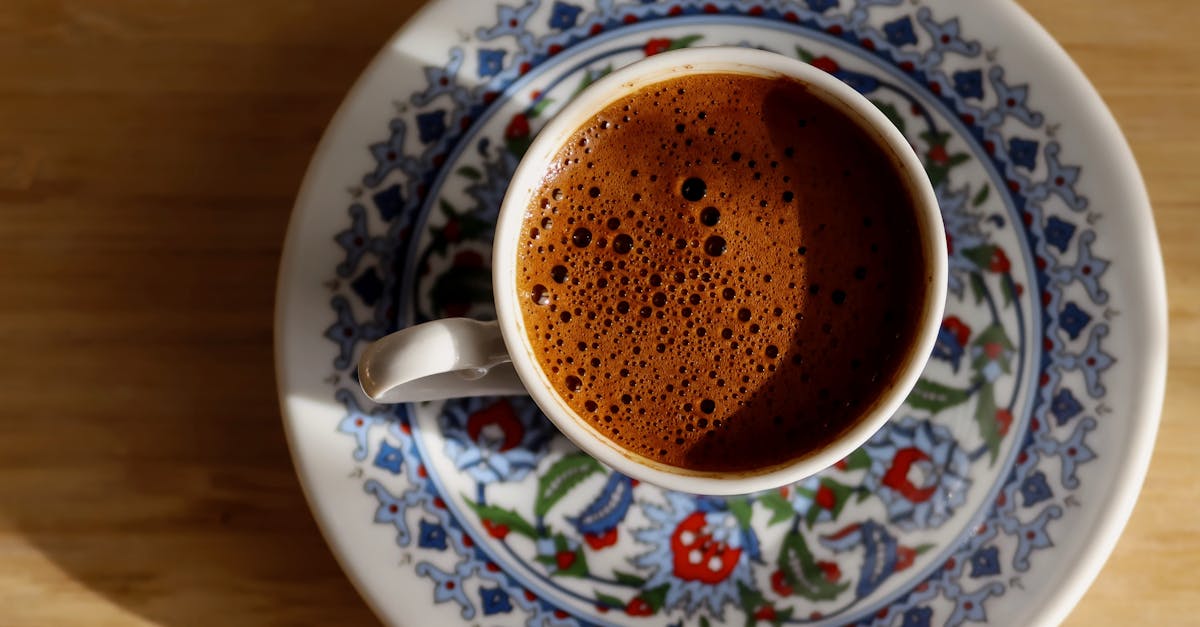 découvrez l'importance du petit-déjeuner pour bien démarrer la journée, favoriser l'énergie et améliorer la concentration.