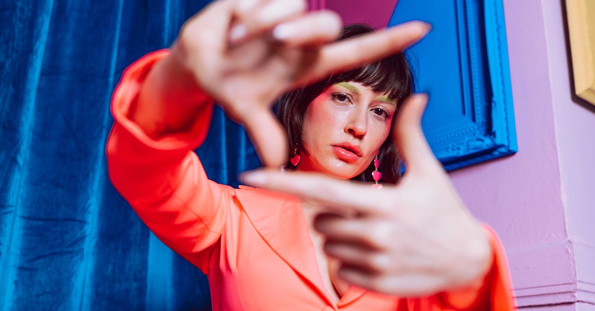 découvrez des ingrédients de maquillage sûrs pour les enfants, spécialement sélectionnés pour leur douceur et leur non-toxicité, garantissant une protection optimale de la peau délicate des plus jeunes.