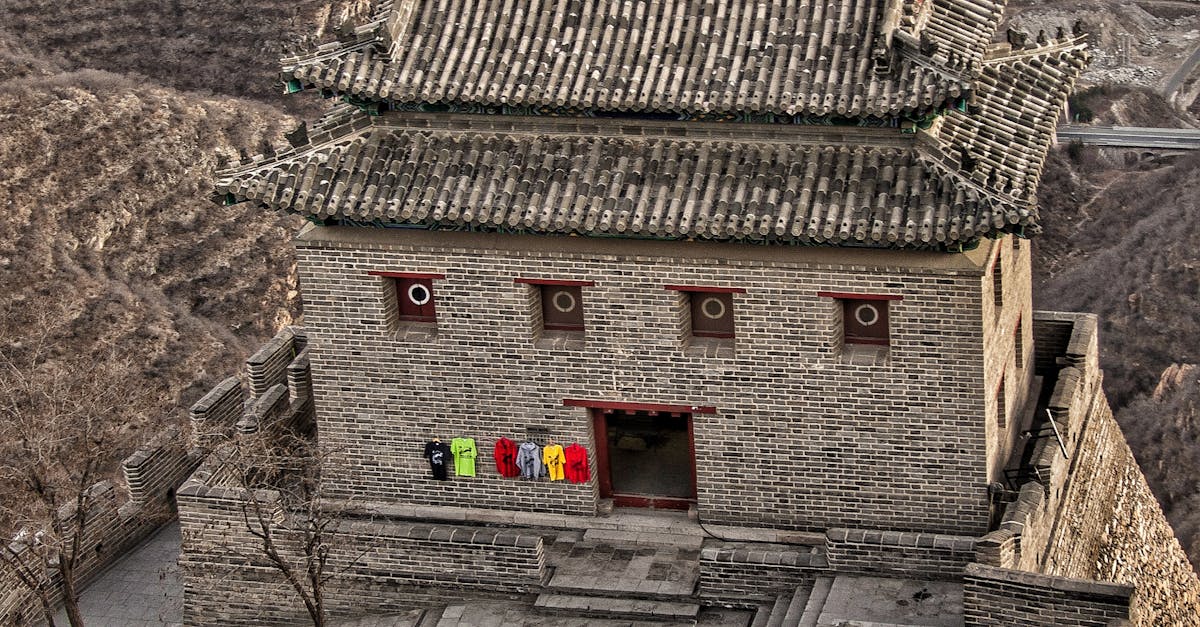 découvrez la vérité sur la visibilité de la grande muraille de chine depuis la lune et démystifiez ce mythe populaire.